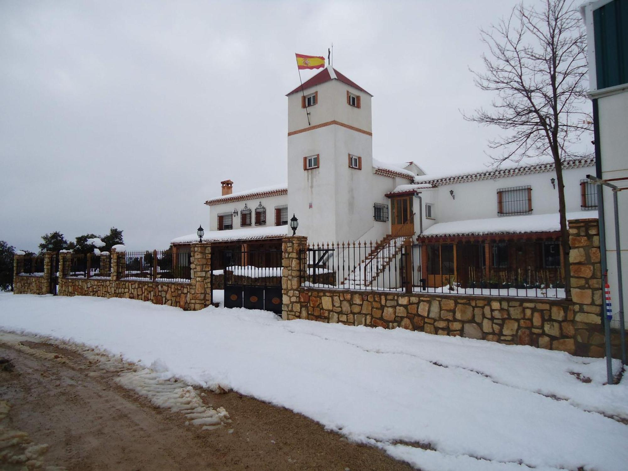Villa Cerro Moreno Ossa de Montiel Exterior photo